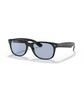 Ray-Ban RB2132F New Wayfarer Classic M (55 - 18) con lenti Blu e Nero frame Occhiali da sole
