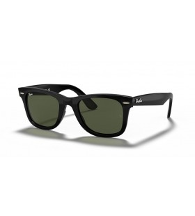 Ray-Ban RB4340Wayfarer心M(50-22)グリーンレンズは、黒フレームサングラス