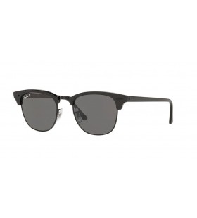 Ray-Ban RB3016 Clubmaster Klassiske L (51 - 21) med Svarte linser og Svarte frame Solbriller