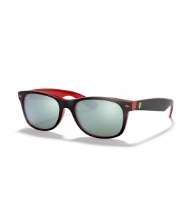 Ray-Ban RB2132M Scuderia Ferrari Kolekce M (55 - 18) s Silver čočkami a Černý rám sluneční Brýle