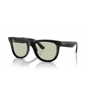Ray-Ban RBR0502SF Wayfarer Omvendt M (53 - 20) med GrÃ¸nne linser og Sort ramme Solbriller
